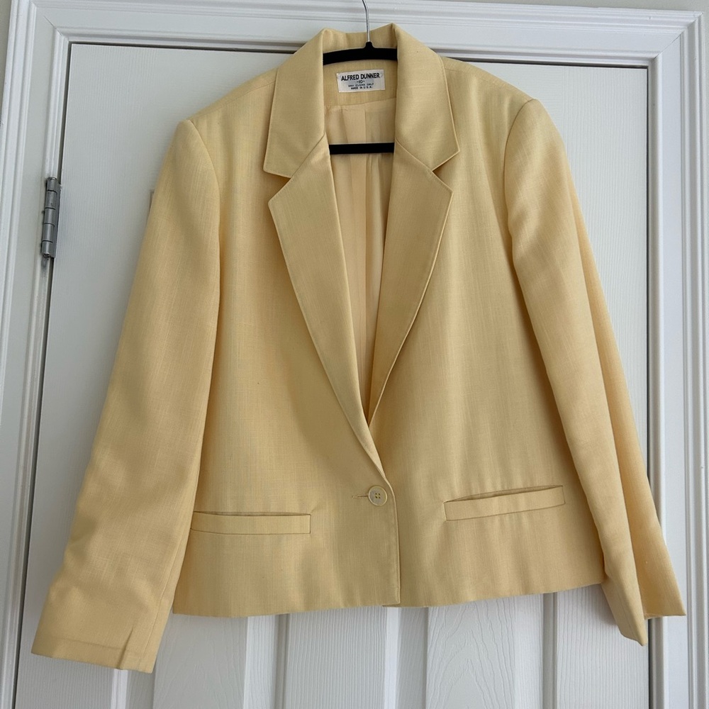 Alfred Dunner Yellow Blazer Classic Tailored Design